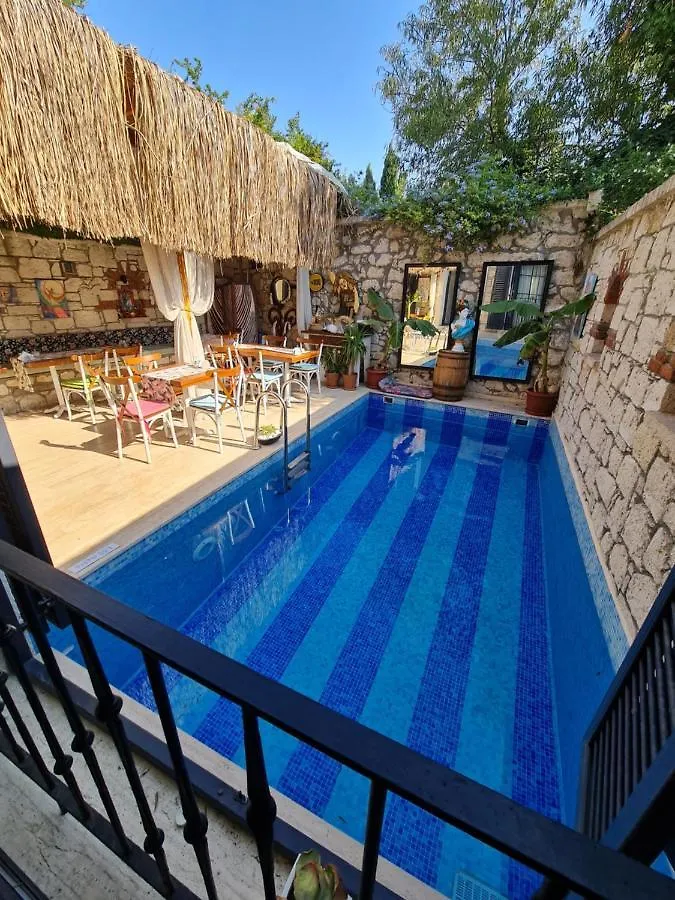 Dem Butik Otel Alacati Cesme Homestay